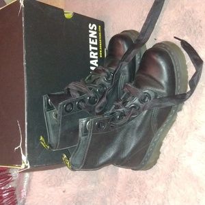 RARE ,limited edition unisex  dr.martens boots